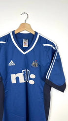 2001/02 Newcastle Extérieur (M) - Iconic Football Shop