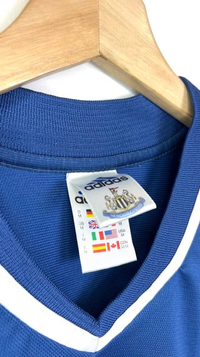 2001/02 Newcastle Extérieur (M) - Iconic Football Shop