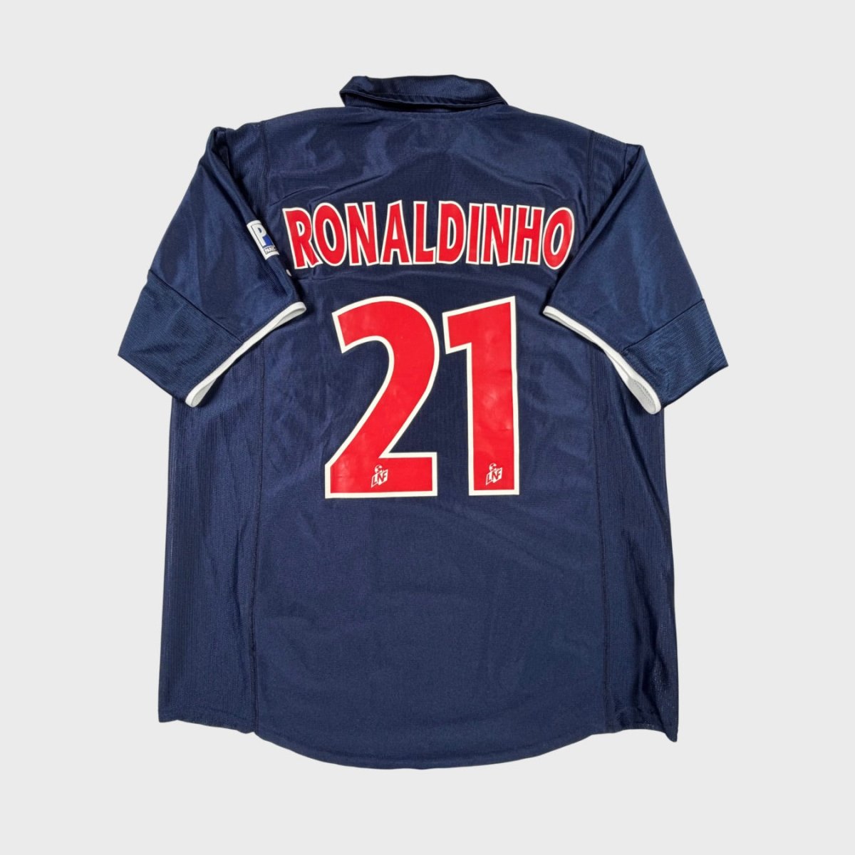 2001/02 PSG Domicile - Ronaldinho 21 (L) - Iconic Football Shop