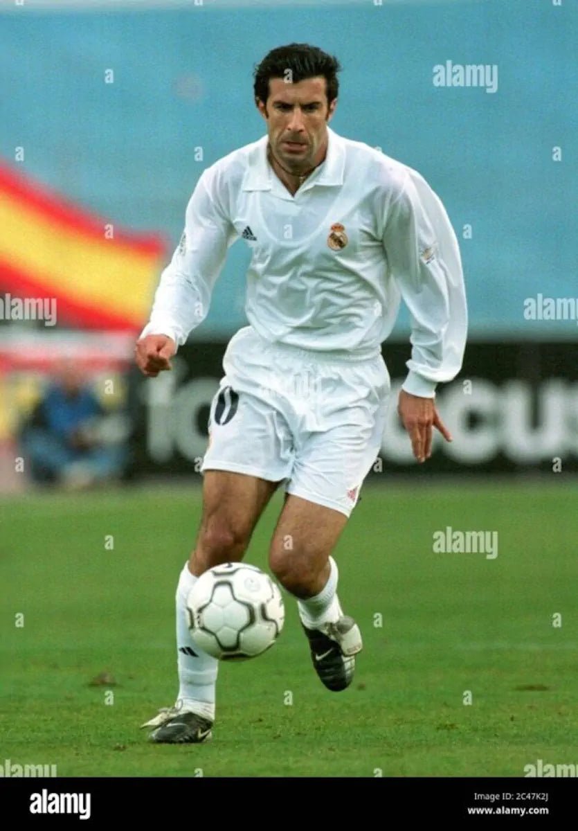 2001/02 Real Madrid Domicile - Figo 10 *CENTENAIRE* (M) - Iconic Football Shop