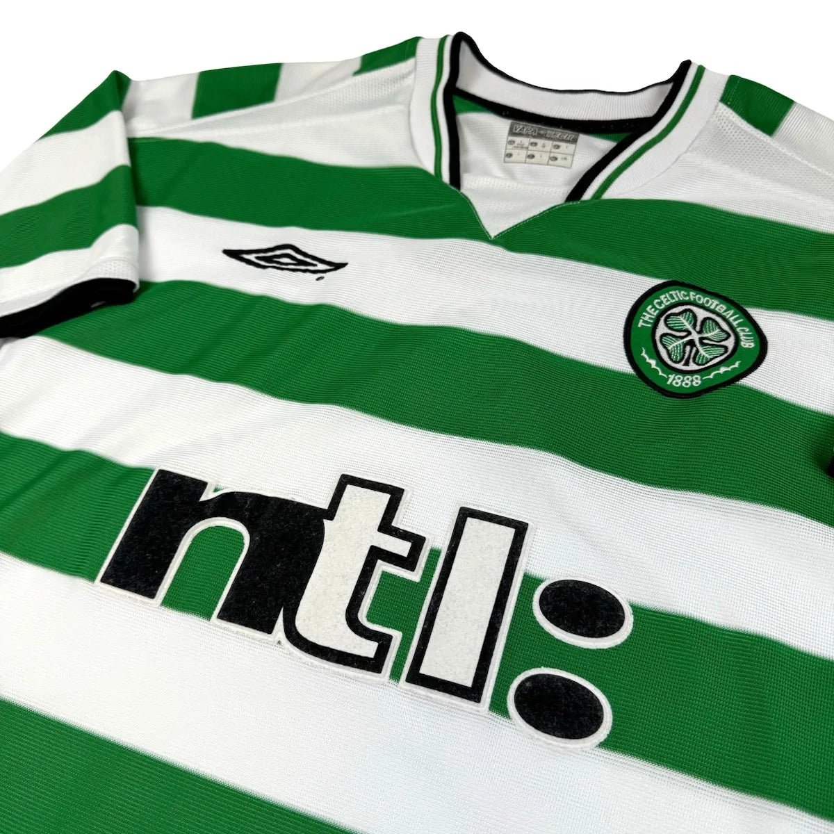 2001/03 Celtic Glasgow Domicile (L) - Iconic Football Shop