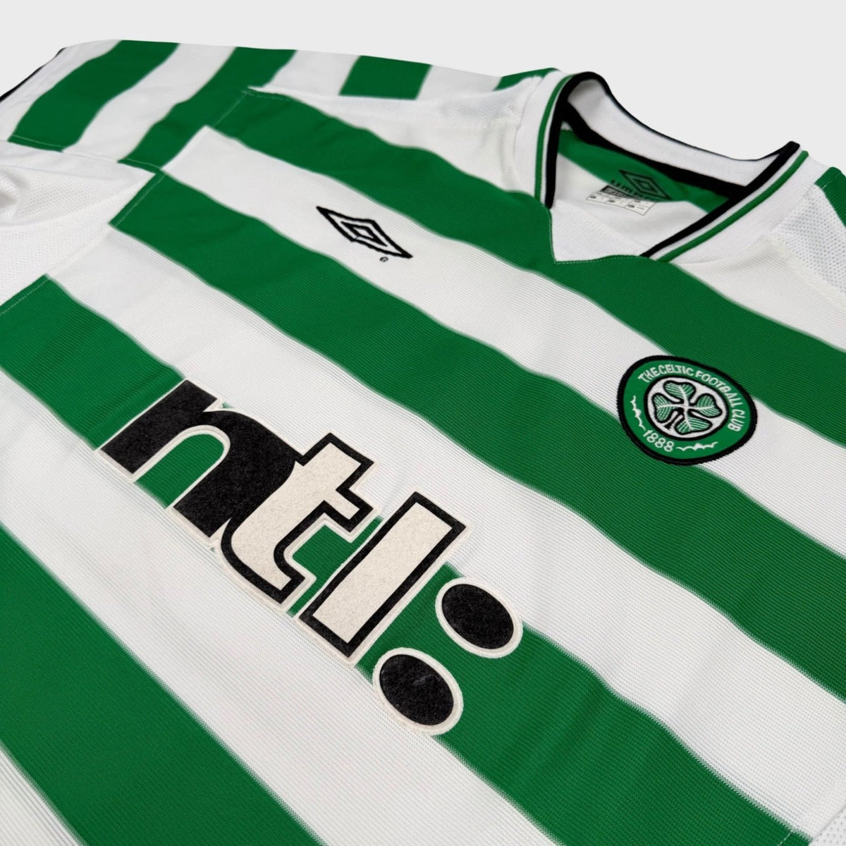 2001/03 Celtic Glasgow Domicile (XL) - Iconic Football Shop