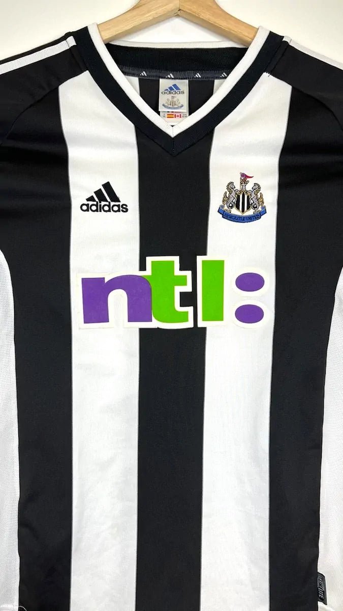 2001/03 Newcastle Domicile (XL) - Iconic Football Shop