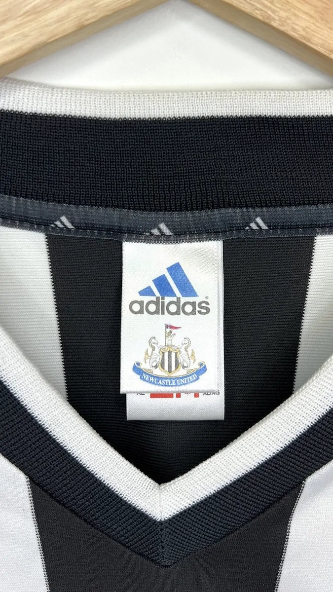 2001/03 Newcastle Domicile (XL) - Iconic Football Shop