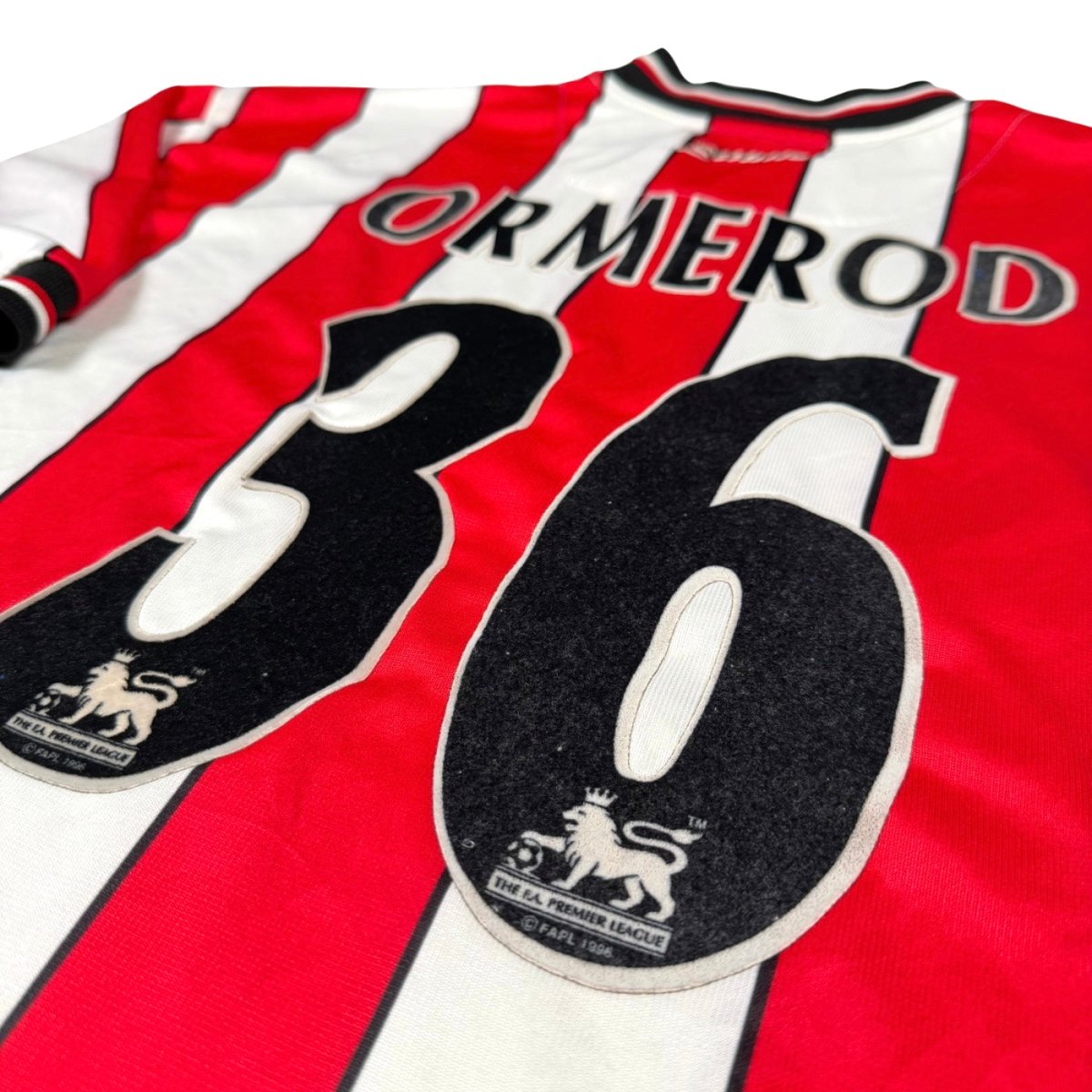 2001/03 Southampton Domicile - Ormerod 36 (2XL) - Iconic Football Shop
