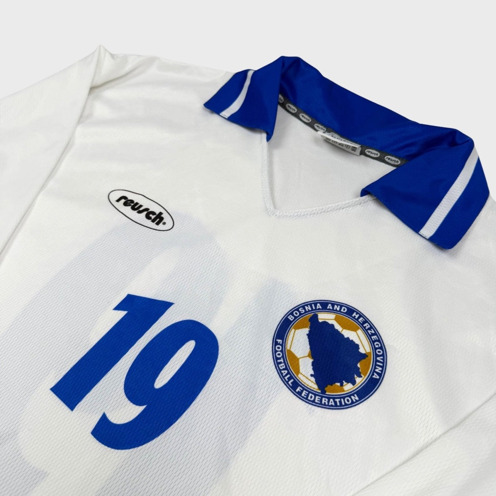 2002 Bosnie-Herzégovine Domicile - 19 *PORTÉ* (XL) - Iconic Football Shop