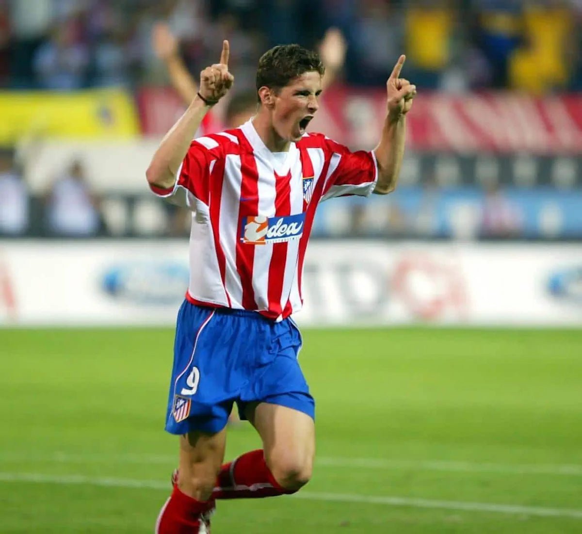2002/03 Atlético Madrid Domicile (XL) - Iconic Football Shop