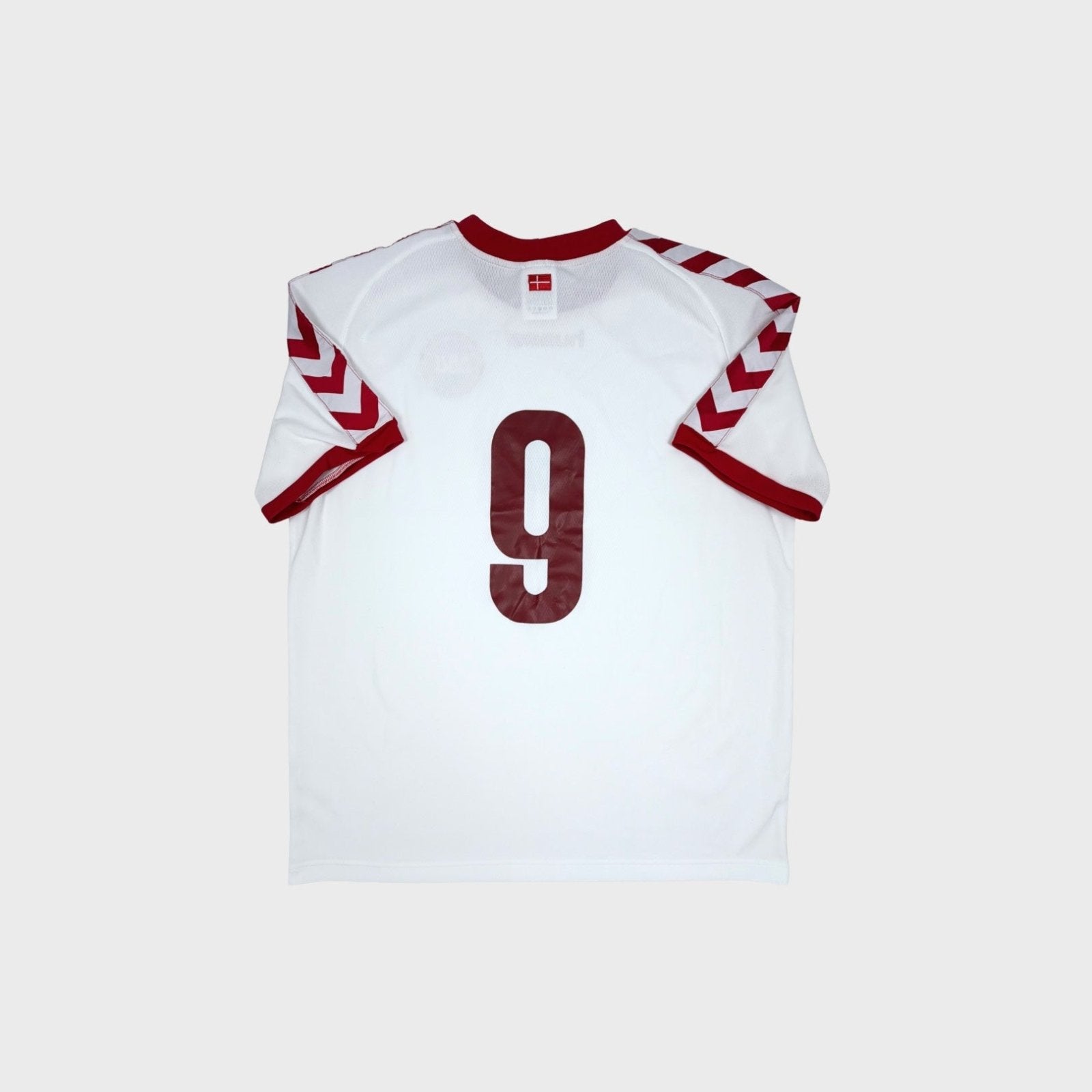 2002/03 Danemark Extérieur - 9 *PORTÉ* (2XL) - Iconic Football Shop