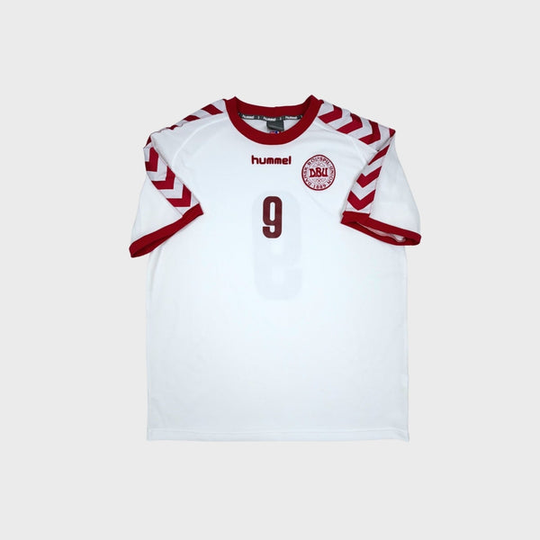 2002/03 Danemark Extérieur - 9 *PORTÉ* (2XL) - Iconic Football Shop