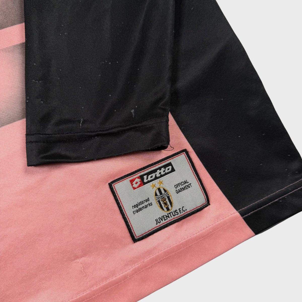 2002/03 Juventus Goal Keeper (L) - Iconic Football Shop