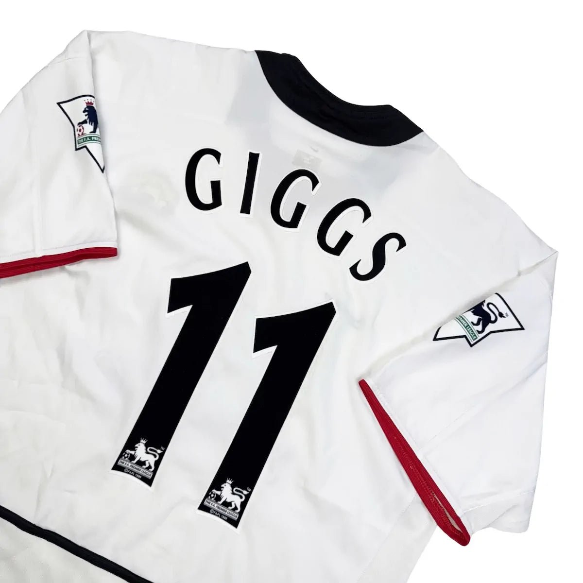 2002/03 Manchester United Extérieur - Giggs 11 (L) - Iconic Football Shop