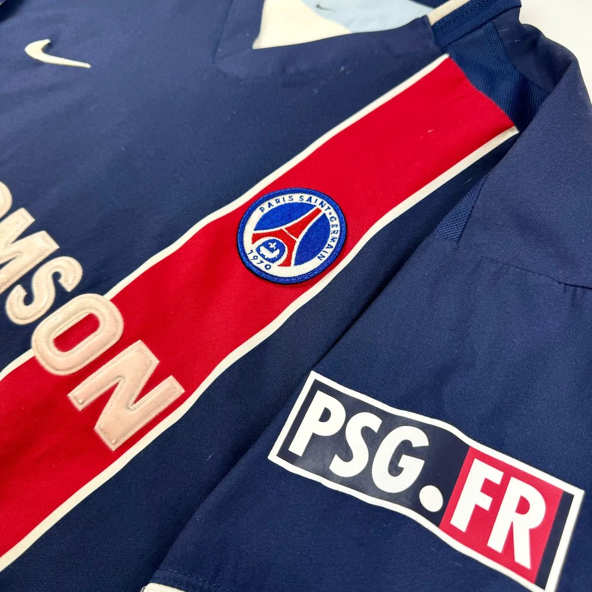 2002/03 PSG Domicile - Ronaldinho 10 (16a) - Iconic Football Shop