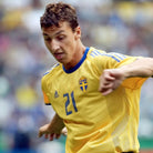 2002/03 Suède Domicile (L) - Iconic Football Shop