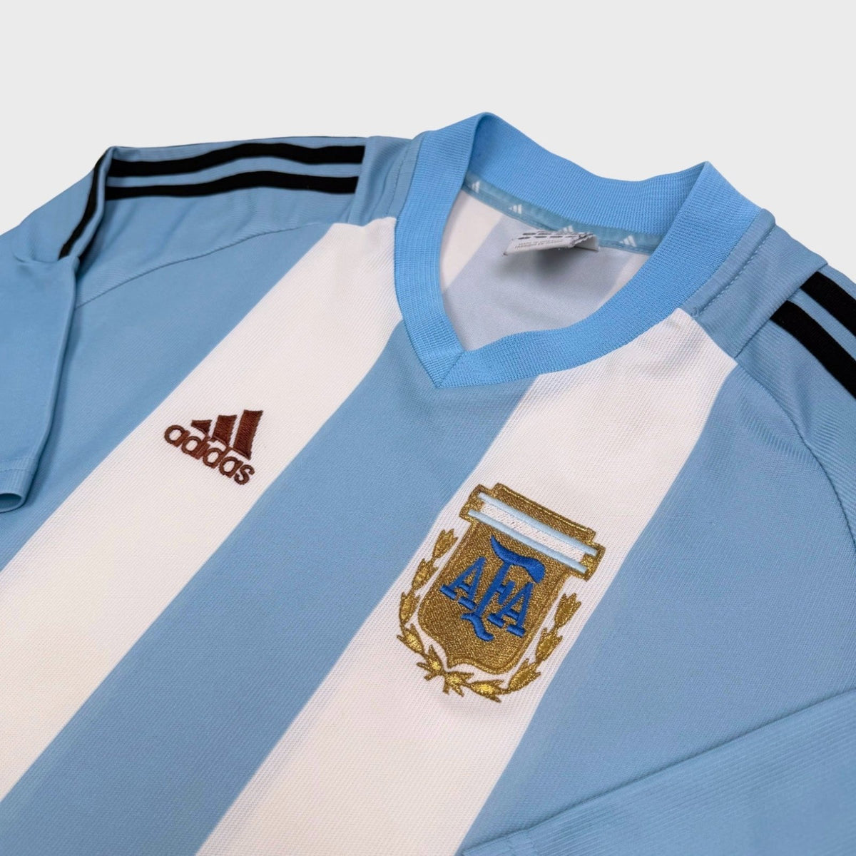 2002/04 Argentine Domicile (L) - Iconic Football Shop