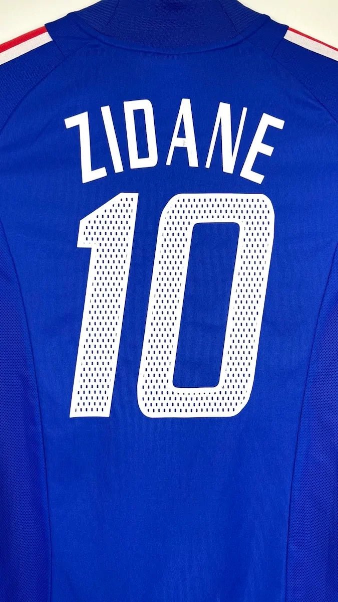 2002/04 France Domicile - Zidane 10 (M) - Iconic Football Shop