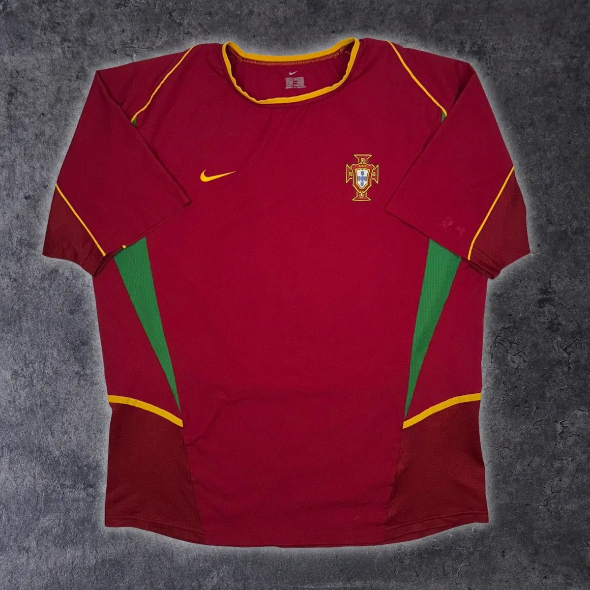 2002/04 Portugal Domicile (XL) - Iconic Football Shop
