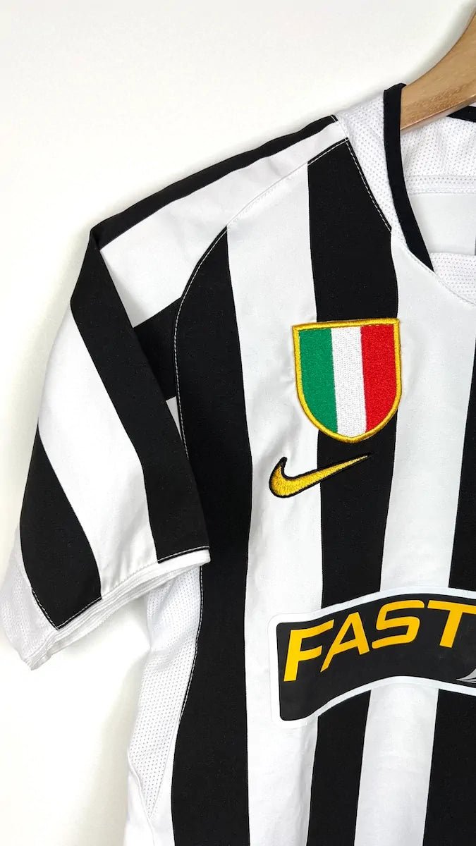 2003/04 Juventus Domicile (10/12a) - Iconic Football Shop