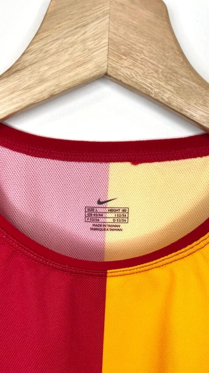 2003/04 RC Lens Domicile (L) - Iconic Football Shop