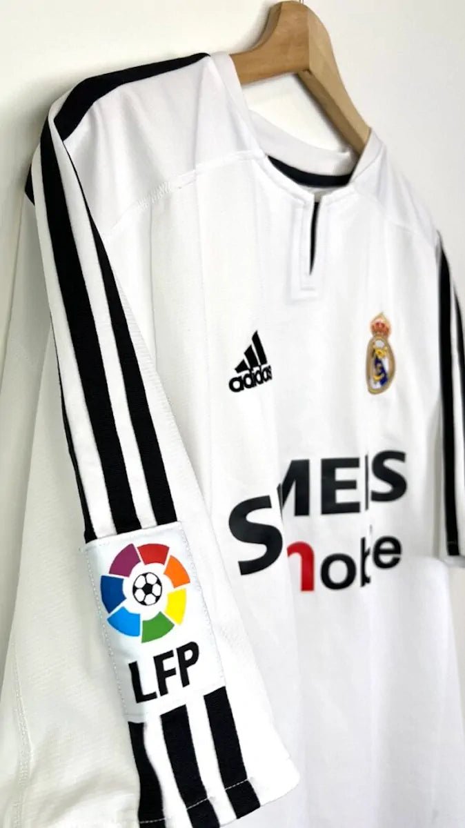 2003/04 Real Madrid Domicile (L) - Iconic Football Shop
