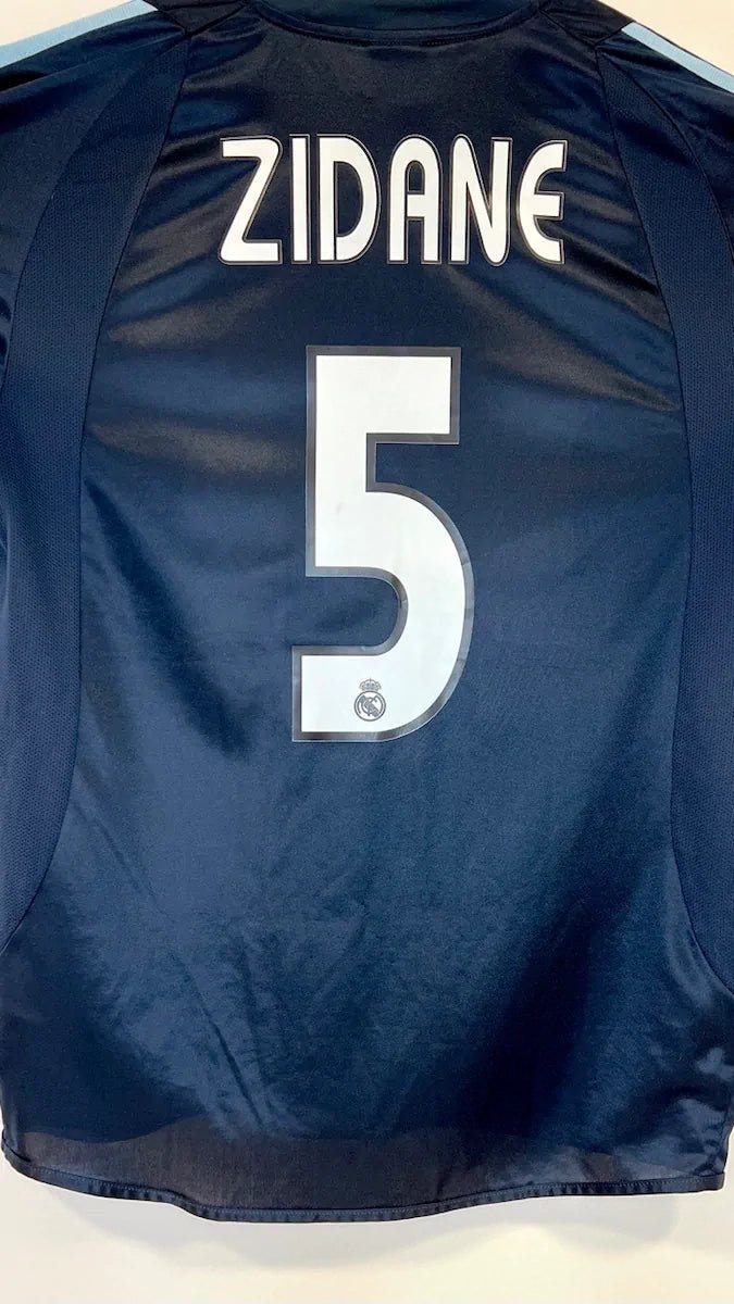 2003/04 Real Madrid Extérieur - Zidane 5 (M) - Iconic Football Shop