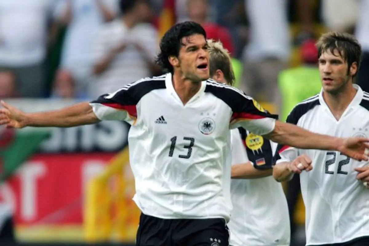 2004/05 Allemagne Domicile - Ballack 13 (L) - Iconic Football Shop