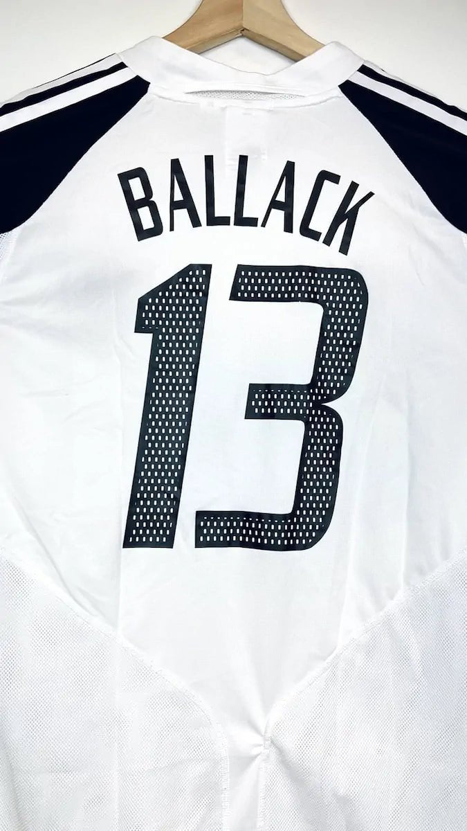 2004/05 Allemagne Domicile - Ballack 13 (L) - Iconic Football Shop