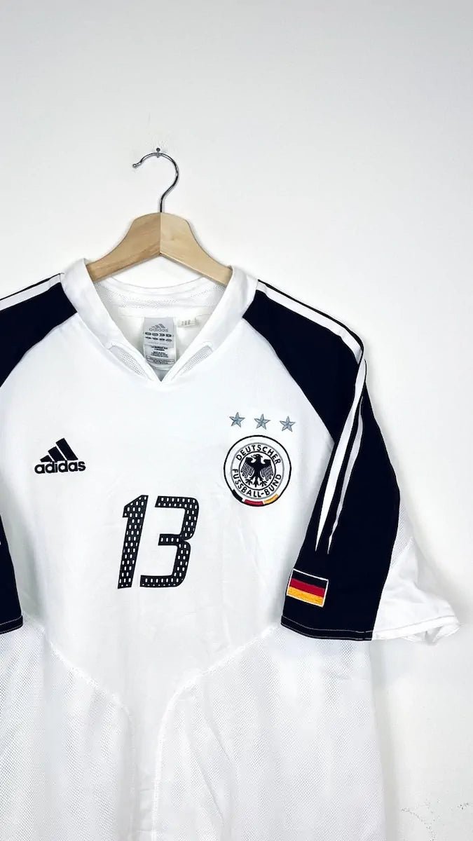 2004/05 Allemagne Domicile - Ballack 13 (L) - Iconic Football Shop