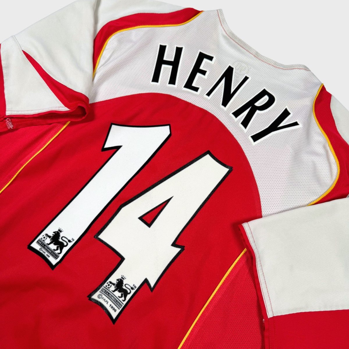 2004/05 Arsenal Domicile - Henry 14 (L) - Iconic Football Shop