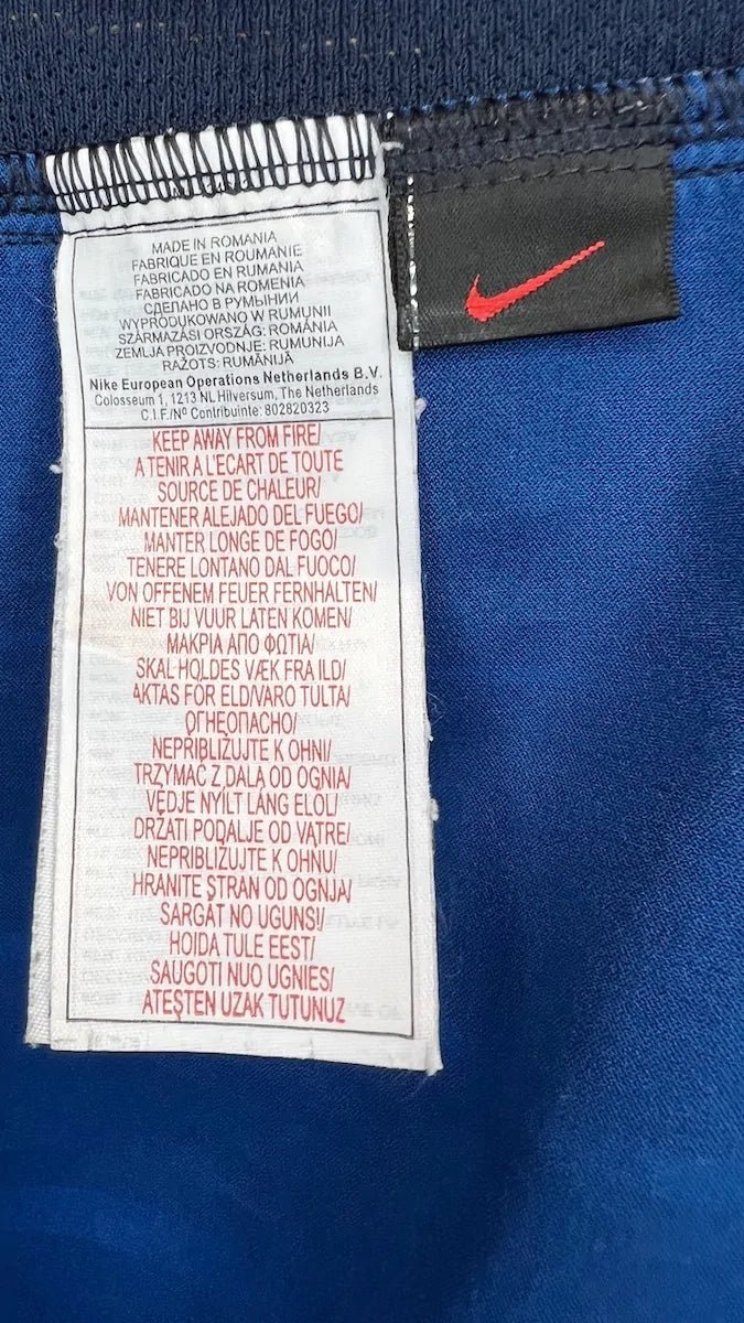 2004/05 Barcelone Extérieur - Messi 30 (XL) - Iconic Football Shop