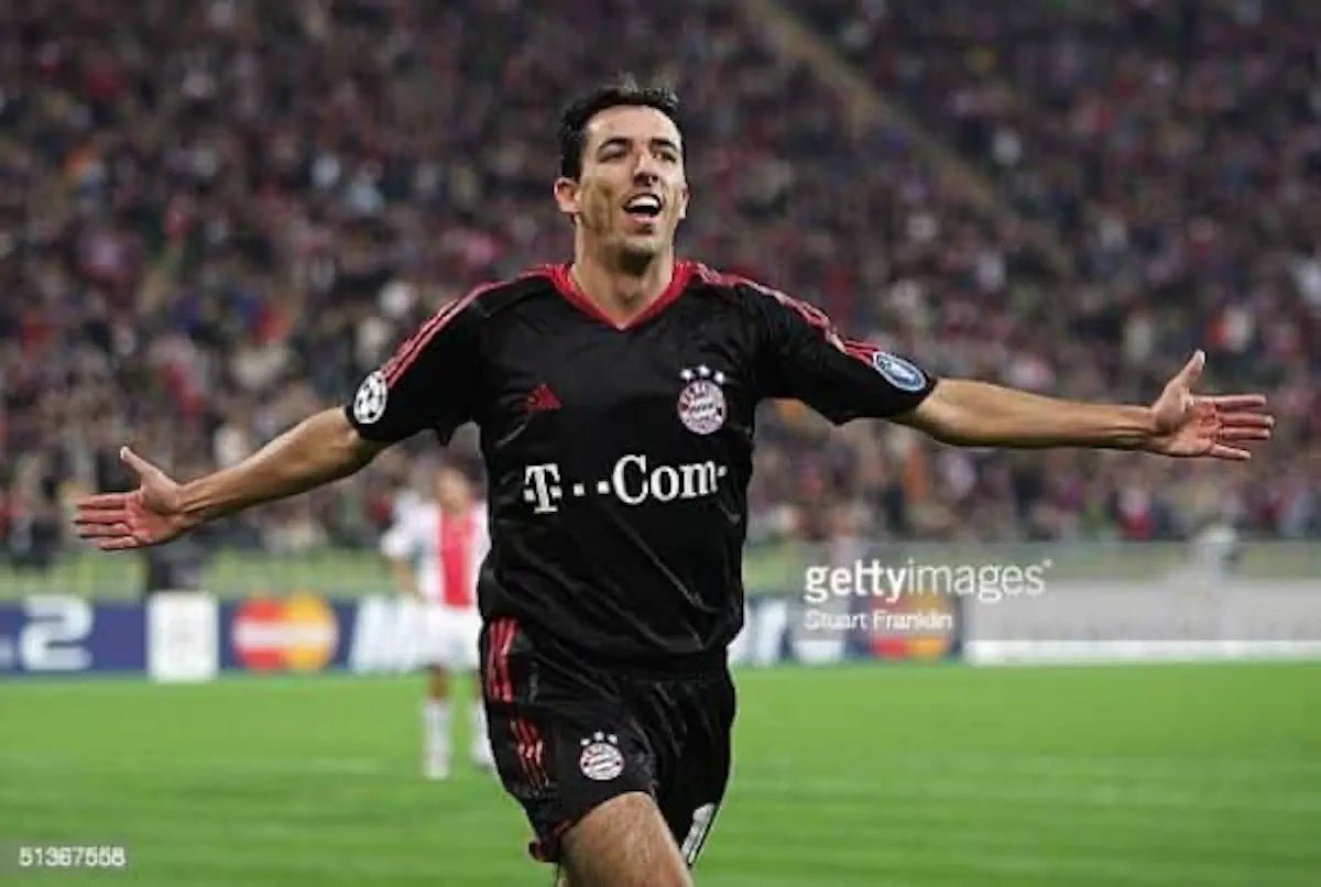 2004/05 Bayern Munich Third - Makaay 10 *CHAMPIONS LEAGUE* (L) - Iconic Football Shop