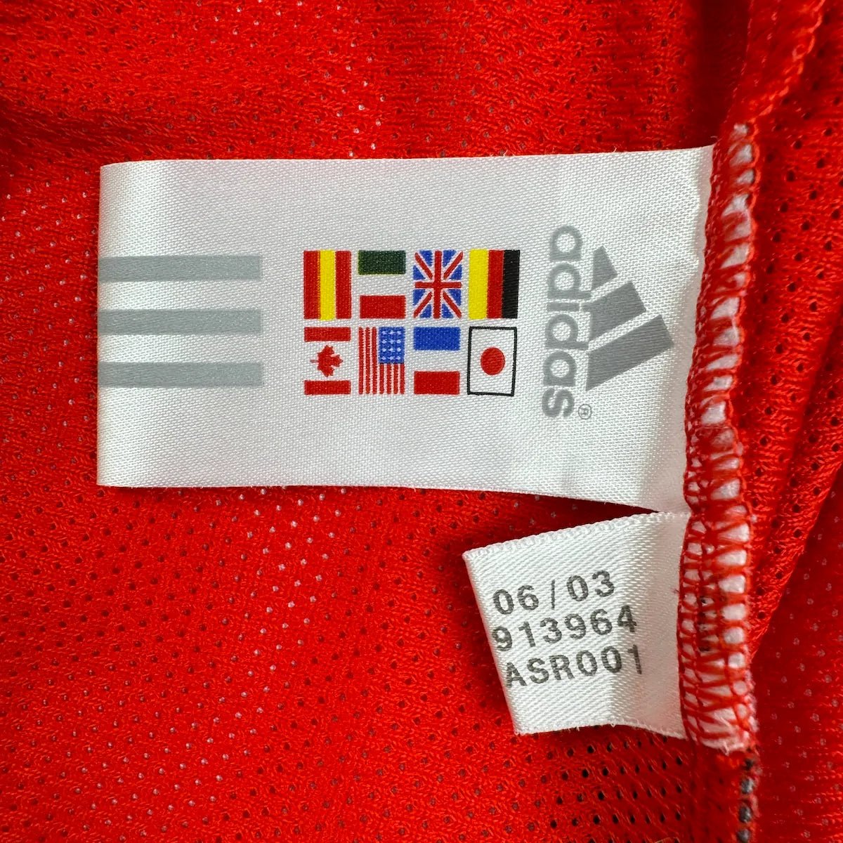 2004/05 Benfica Domicile *EUROPE* (L) - Iconic Football Shop