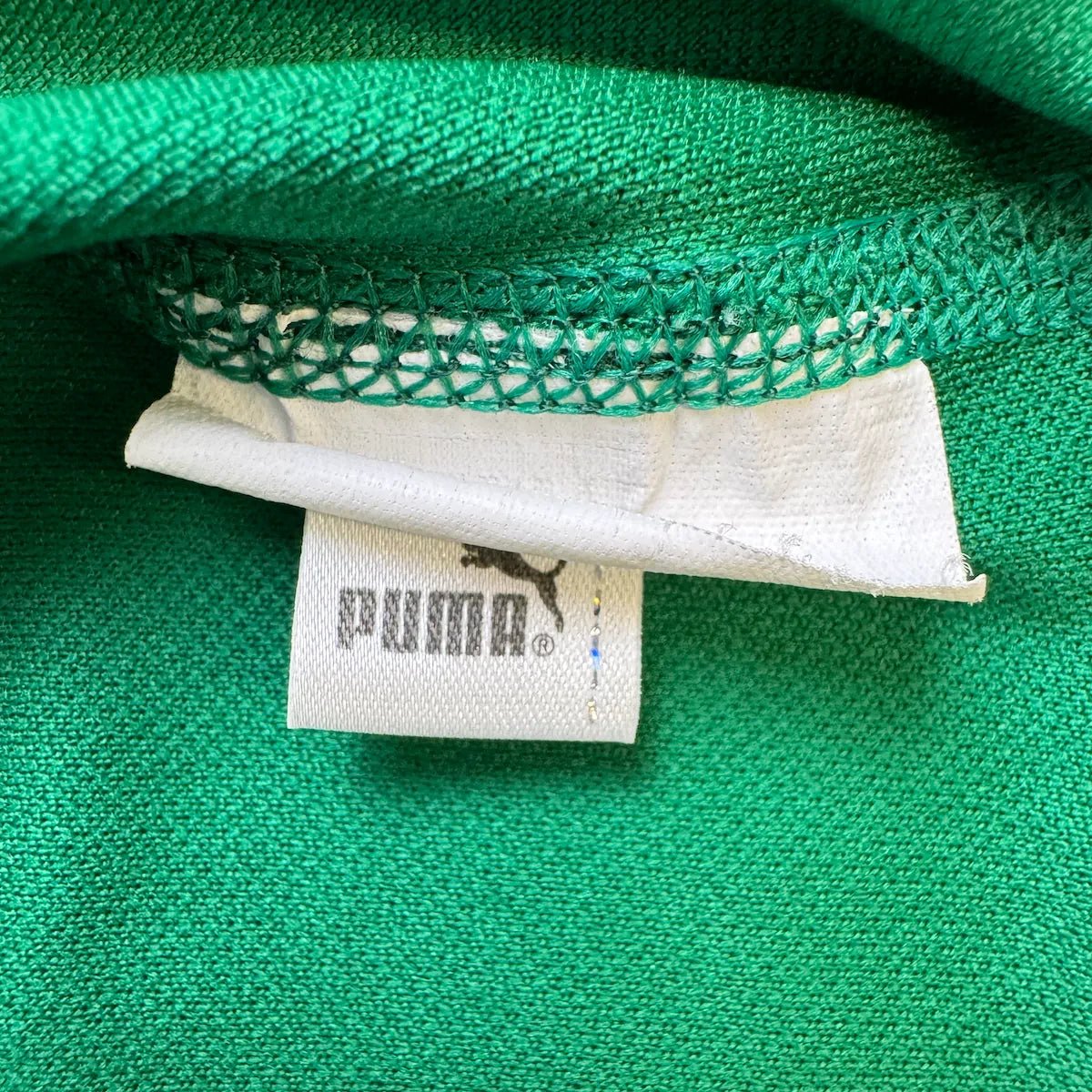 2004/05 Cameroun Domicile (L) - Iconic Football Shop