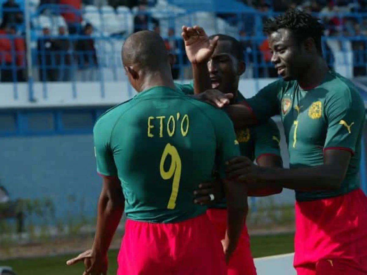 2004/05 Cameroun Domicile (M) - Iconic Football Shop