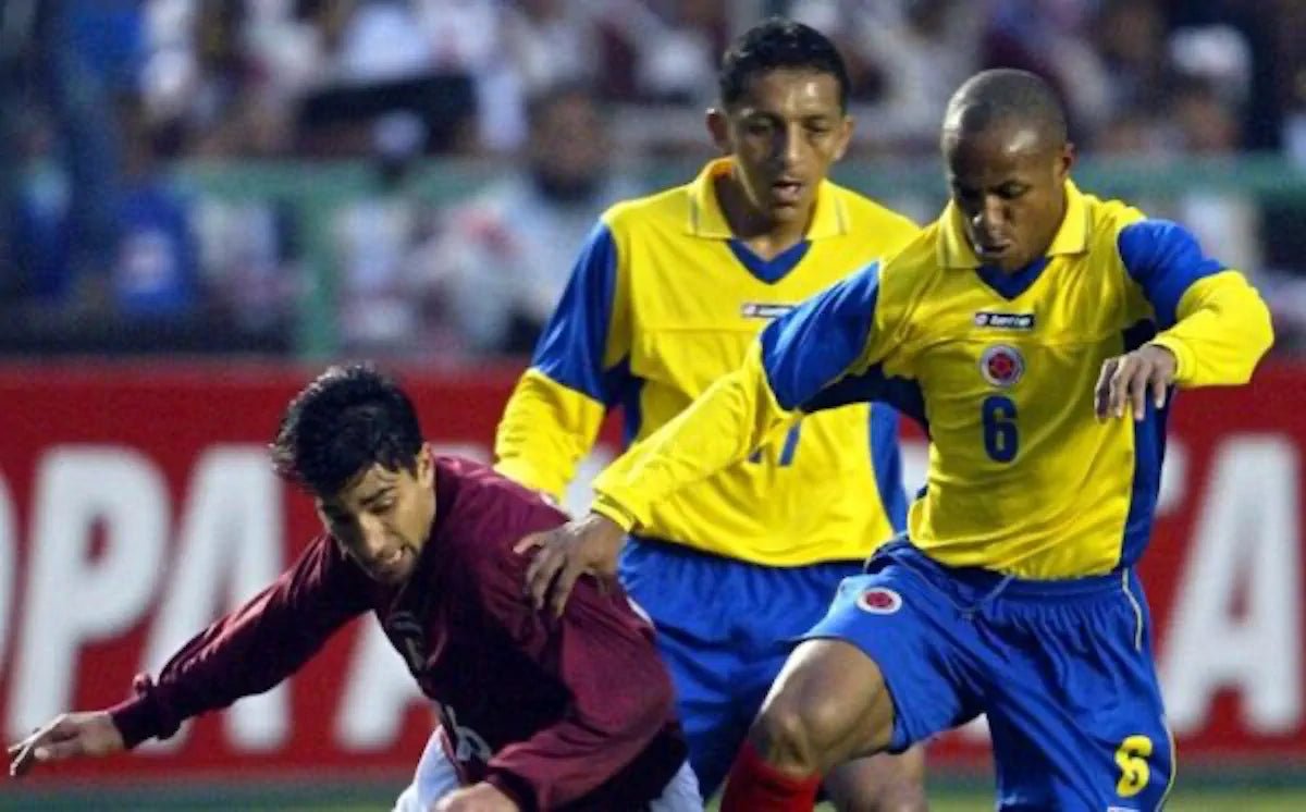2004/05 Colombie Extérieur (M) - Iconic Football Shop