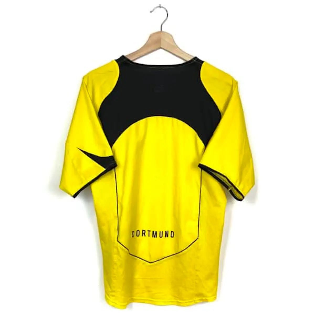 2004/05 Dortmund Domicile (S) - Iconic Football Shop