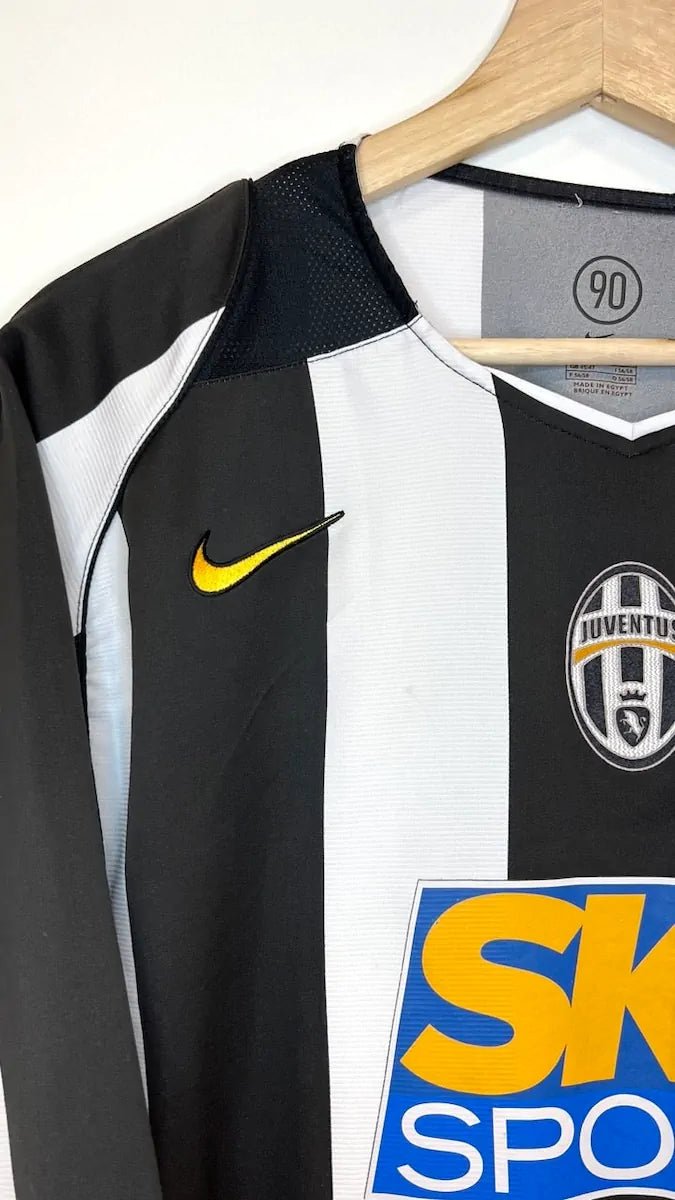 2004/05 Juventus Domicile (XL) - Iconic Football Shop