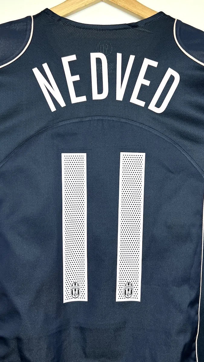 2004/05 Juventus Extérieur - Nedved 11 (XL) - Iconic Football Shop