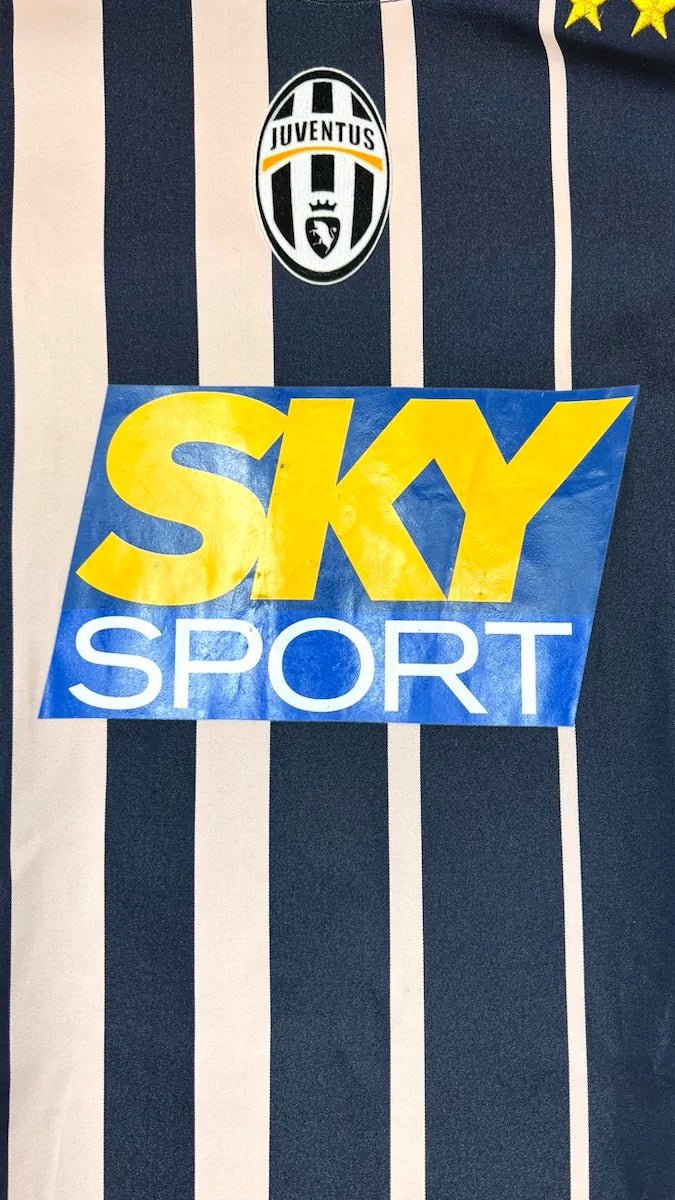 2004/05 Juventus Extérieur - Trezeguet 17 (L) - Iconic Football Shop