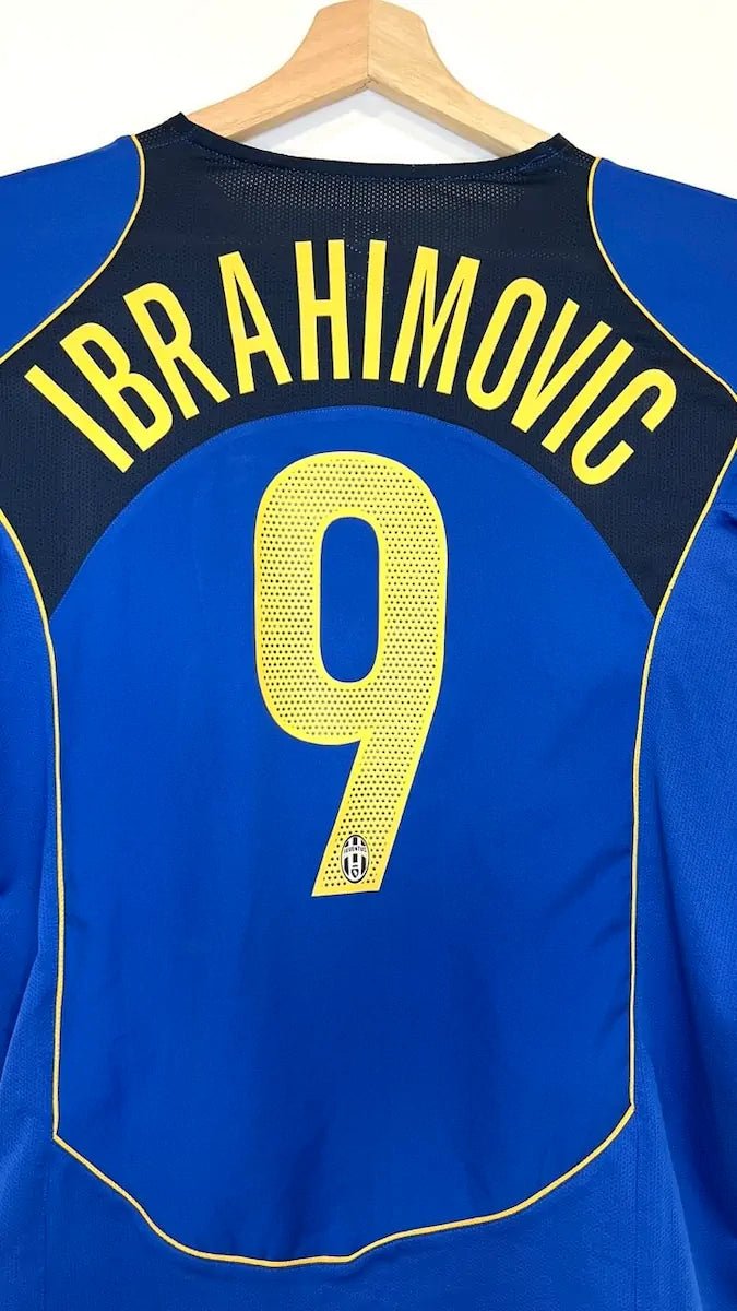 2004/05 Juventus Third - Ibrahimovic 9 (L) - Iconic Football Shop