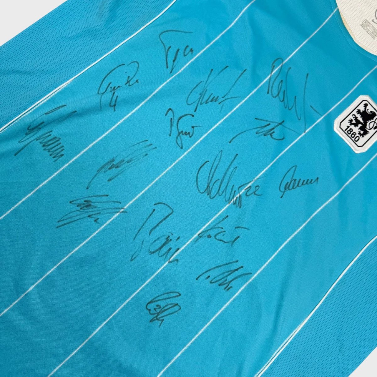 2004/05 Munich 1860 Domicile *SIGNÉ* (XL) - Iconic Football Shop