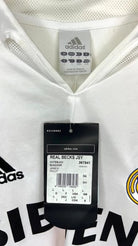 2004/05 Real Madrid Domicile - Beckham 23 (L) - Iconic Football Shop