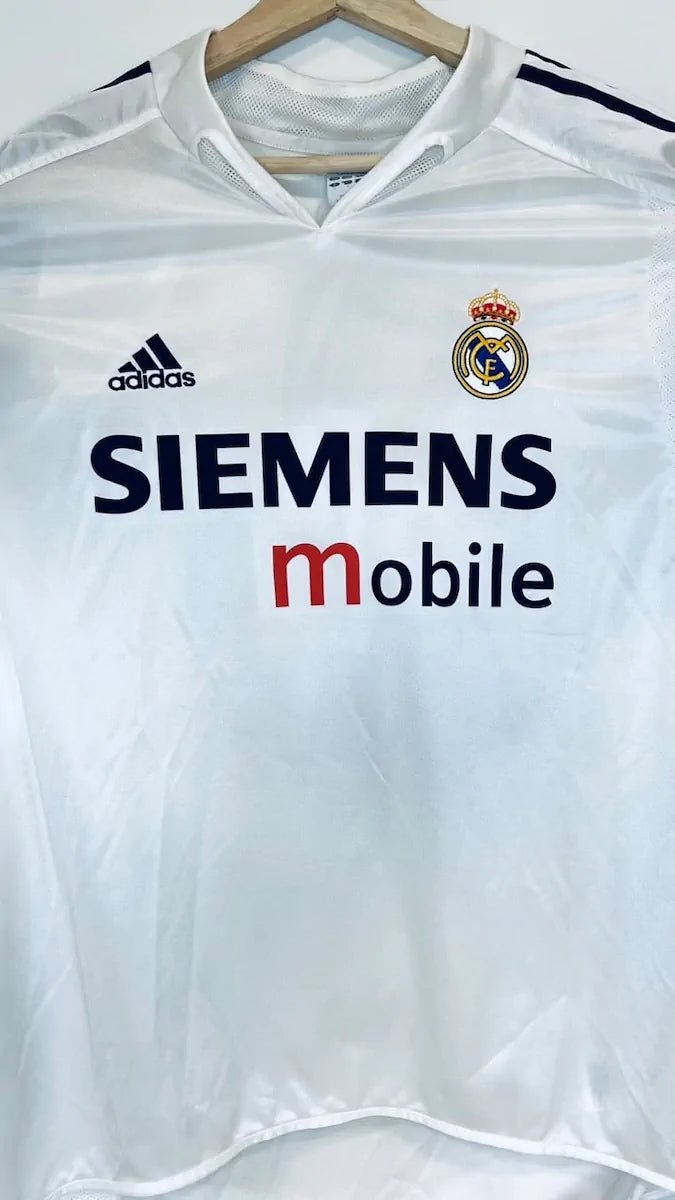 2004/05 Real Madrid Domicile - Beckham 23 (L) - Iconic Football Shop