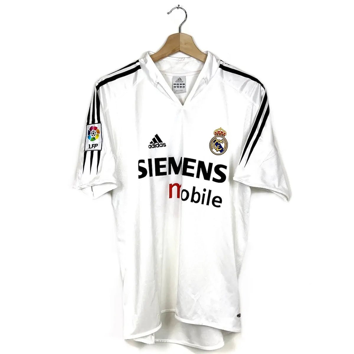 2004/05 Real Madrid Domicile - Beckham 23 (S) - Iconic Football Shop
