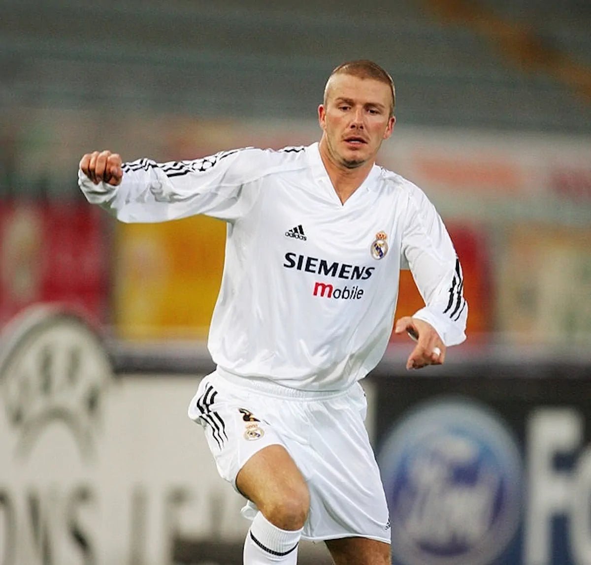 2004/05 Real Madrid Domicile - Beckham 23 (S) - Iconic Football Shop