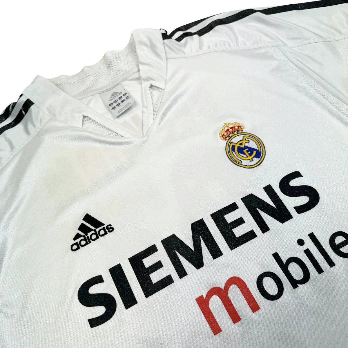 2004/05 Real Madrid Domicile - Beckham 23 (S) - Iconic Football Shop