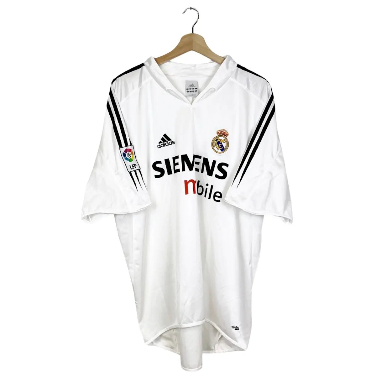 2004/05 Real Madrid Domicile (XL) - Iconic Football Shop