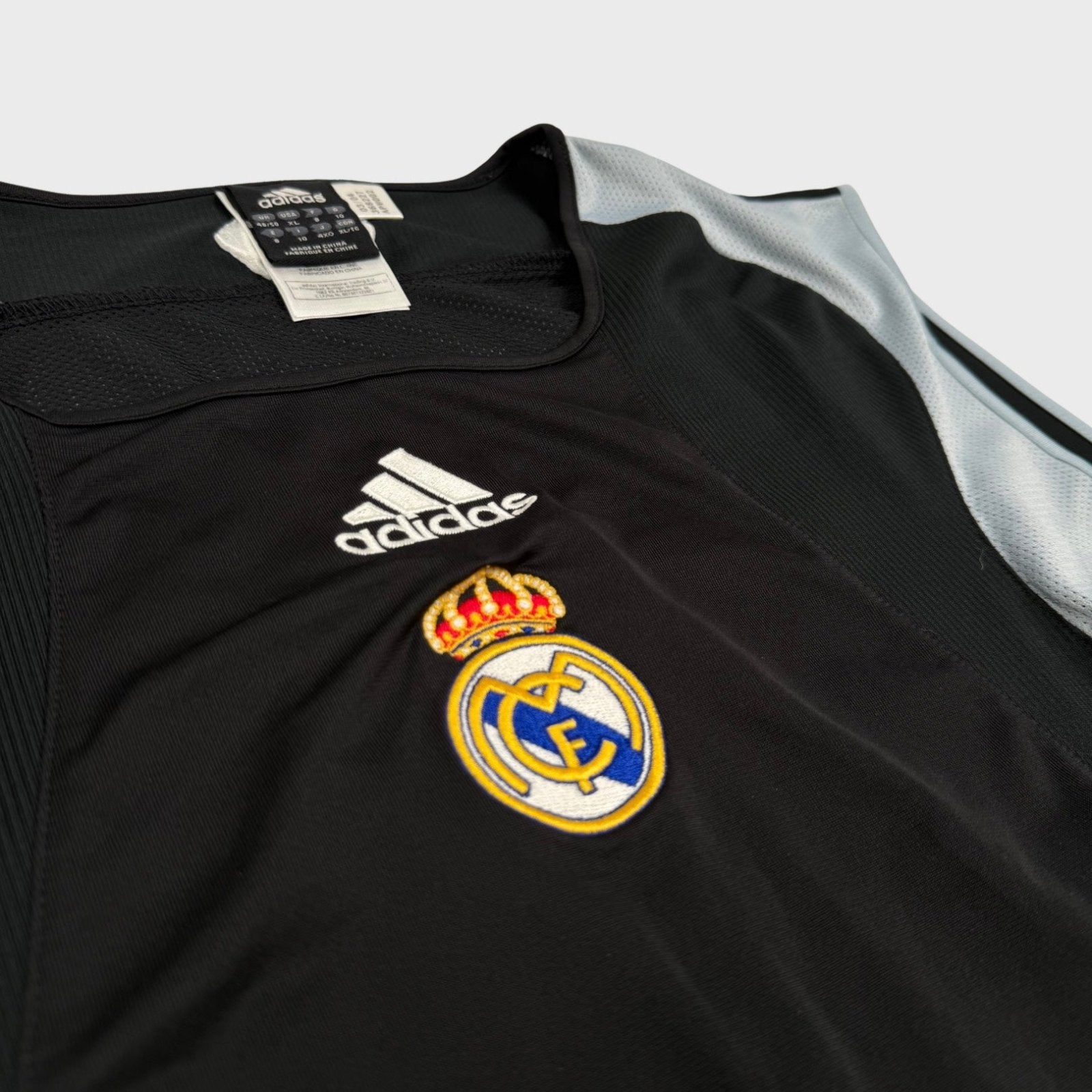 2004/05 Real Madrid Entraînement (XL) - Iconic Football Shop