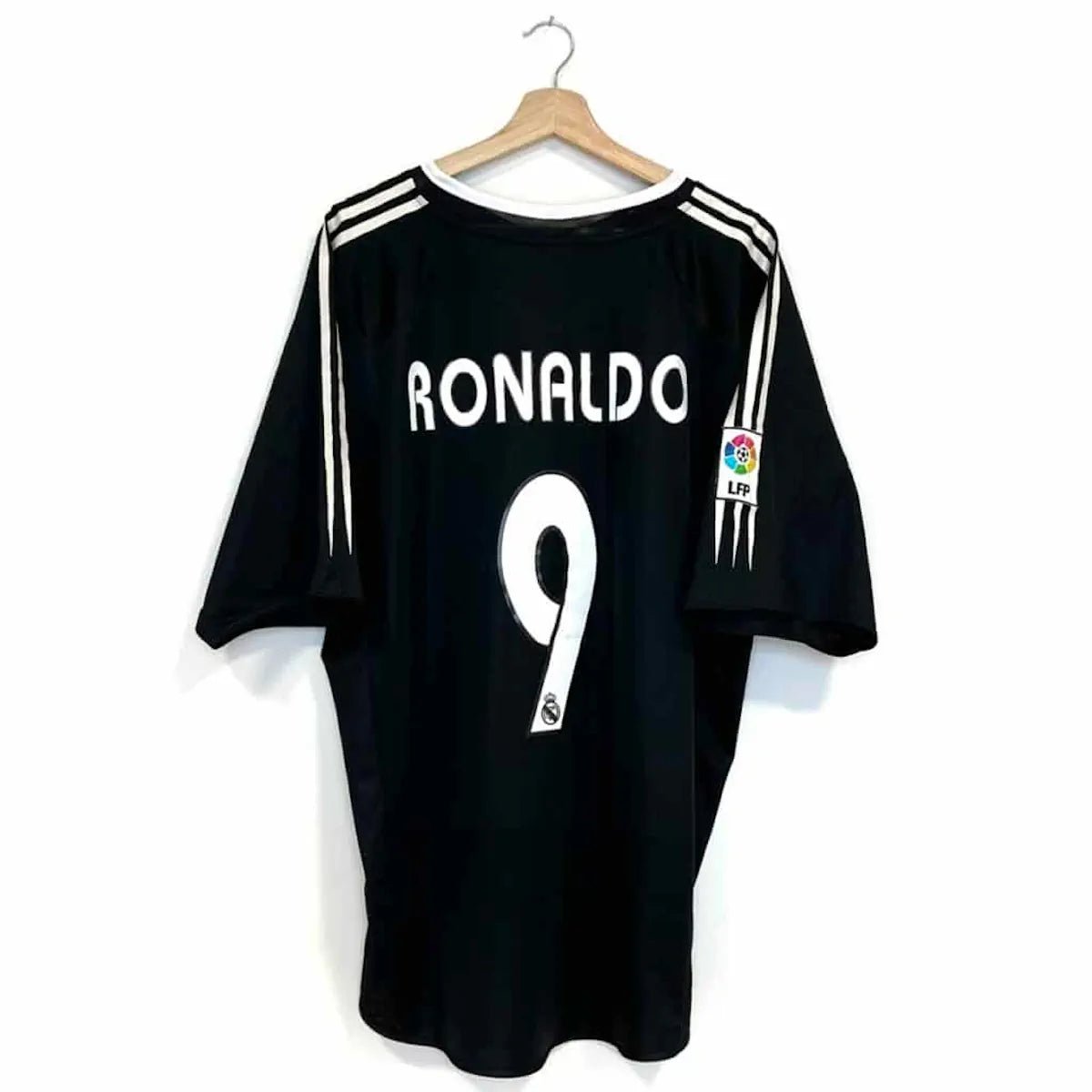 2004/05 Real Madrid Extérieur - Ronaldo 9 (XL) - Iconic Football Shop