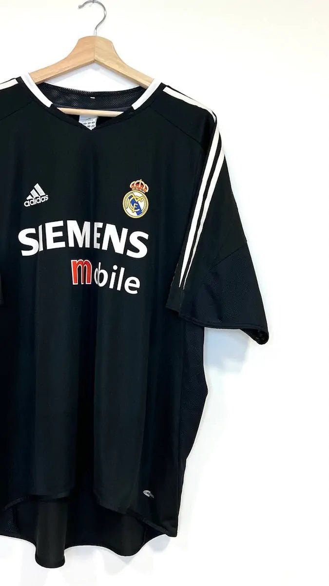 2004/05 Real Madrid Extérieur - Ronaldo 9 (XL) - Iconic Football Shop