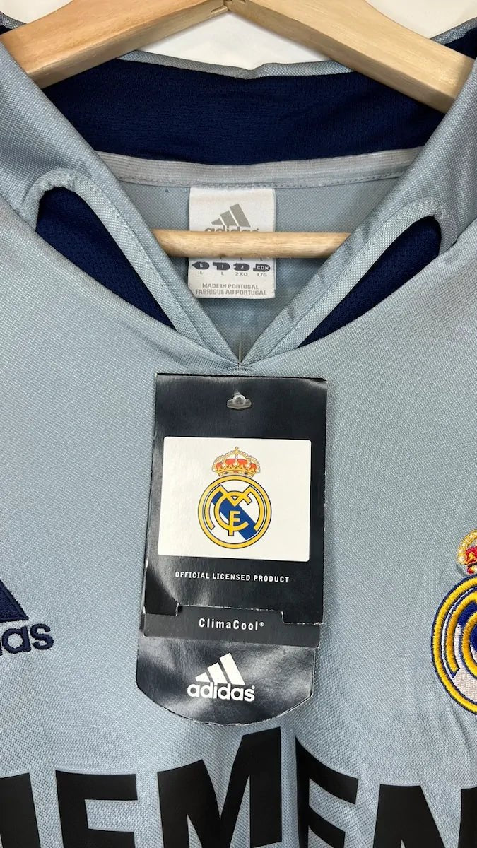 2004/05 Real Madrid Goal Keeper - Casillas 1 (L) - Iconic Football Shop